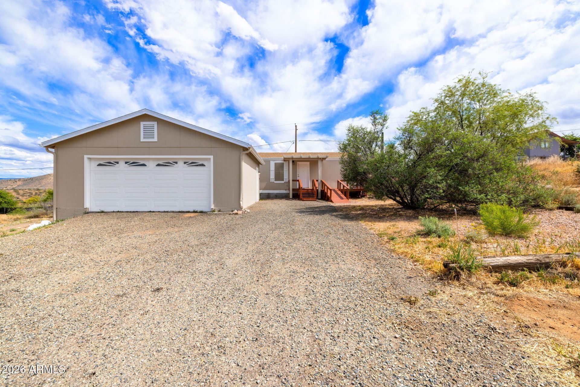 20929 E Coyote Lane, Mayer, AZ 86333 Main Photo