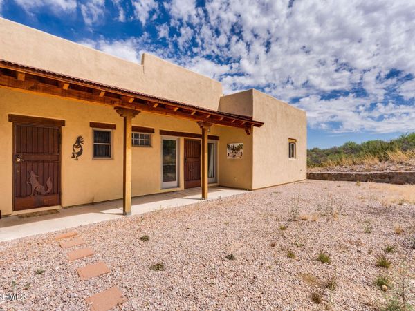 2002 E FRONTAGE Road, Tumacacori, AZ 85640