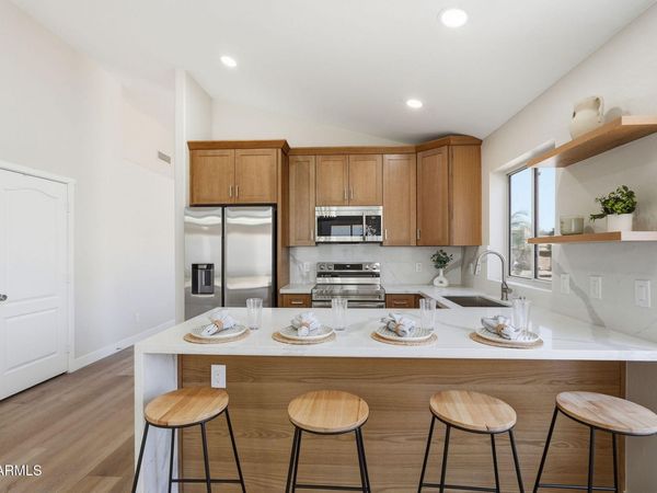 2239 E ESCUDA Road, Phoenix, AZ 85024