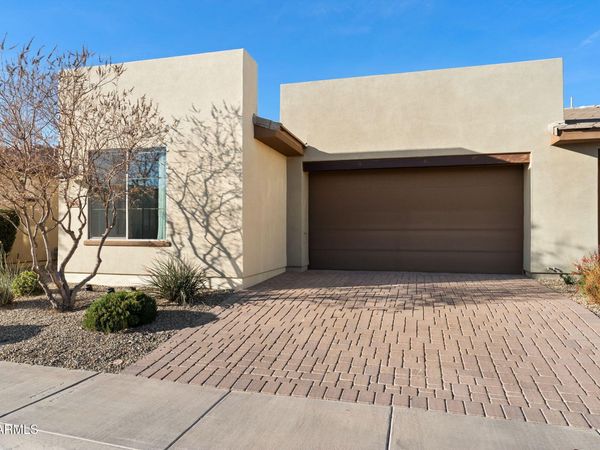 678 E COBBLE STONE Drive, Queen Creek, AZ 85140