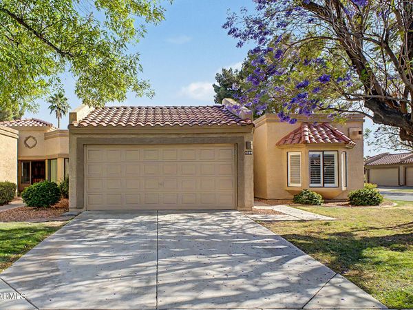 9709 W TONTO Lane, Peoria, AZ 85382