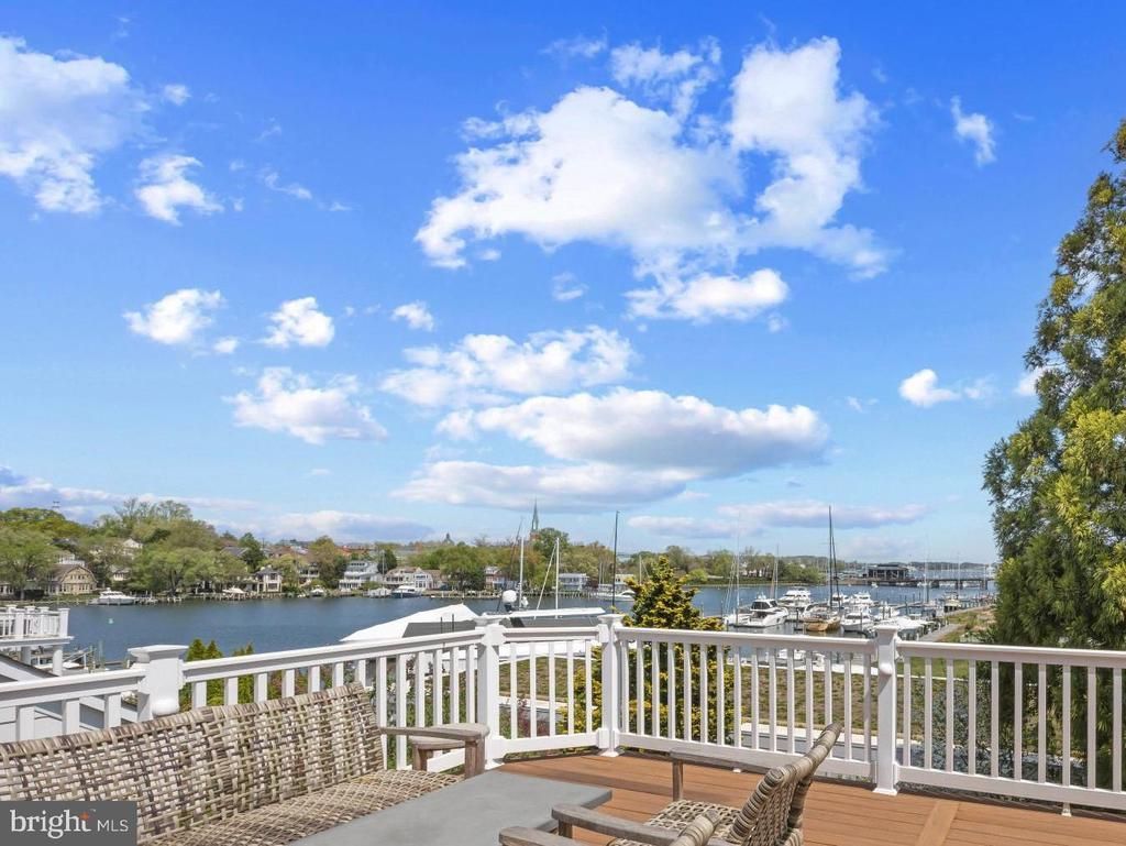 219 1/2 Lockwood Court, Annapolis, MD 21403 Main Photo