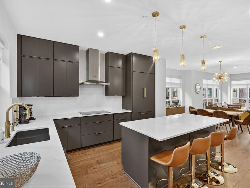 5343 Zenith Overlook , Bethesda, MD 20816 Main Photo