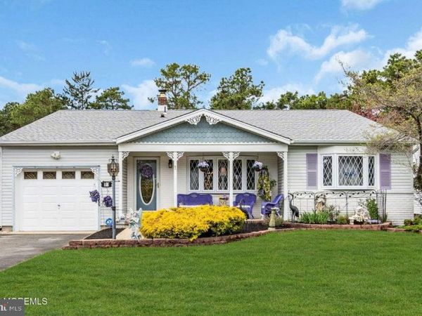 17 SHEEPSHEAD DRIVE, TOMS RIVER, NJ 08757