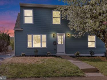 1006 MIDWAY AVENUE , TEMPLE, PA 19560