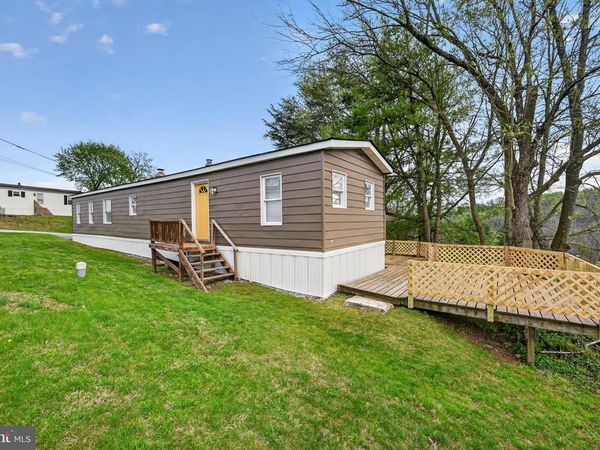 122 PENN DRIVE , COATESVILLE, PA 19320