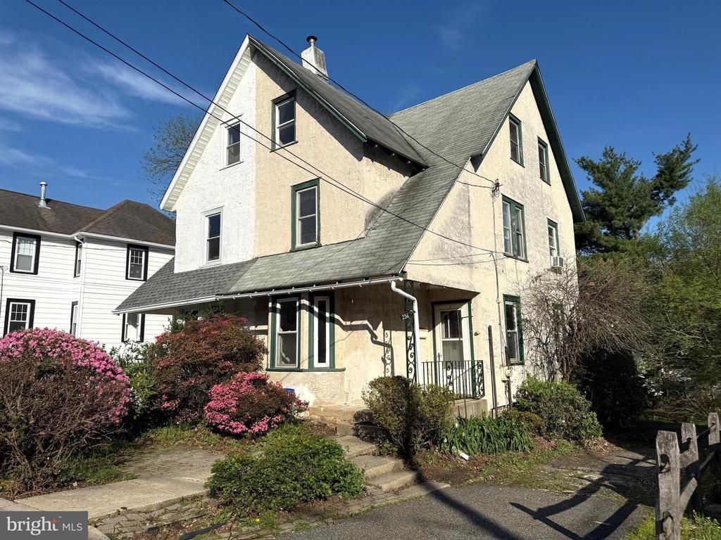 256 N ABERDEEN AVENUE , WAYNE, PA 19087