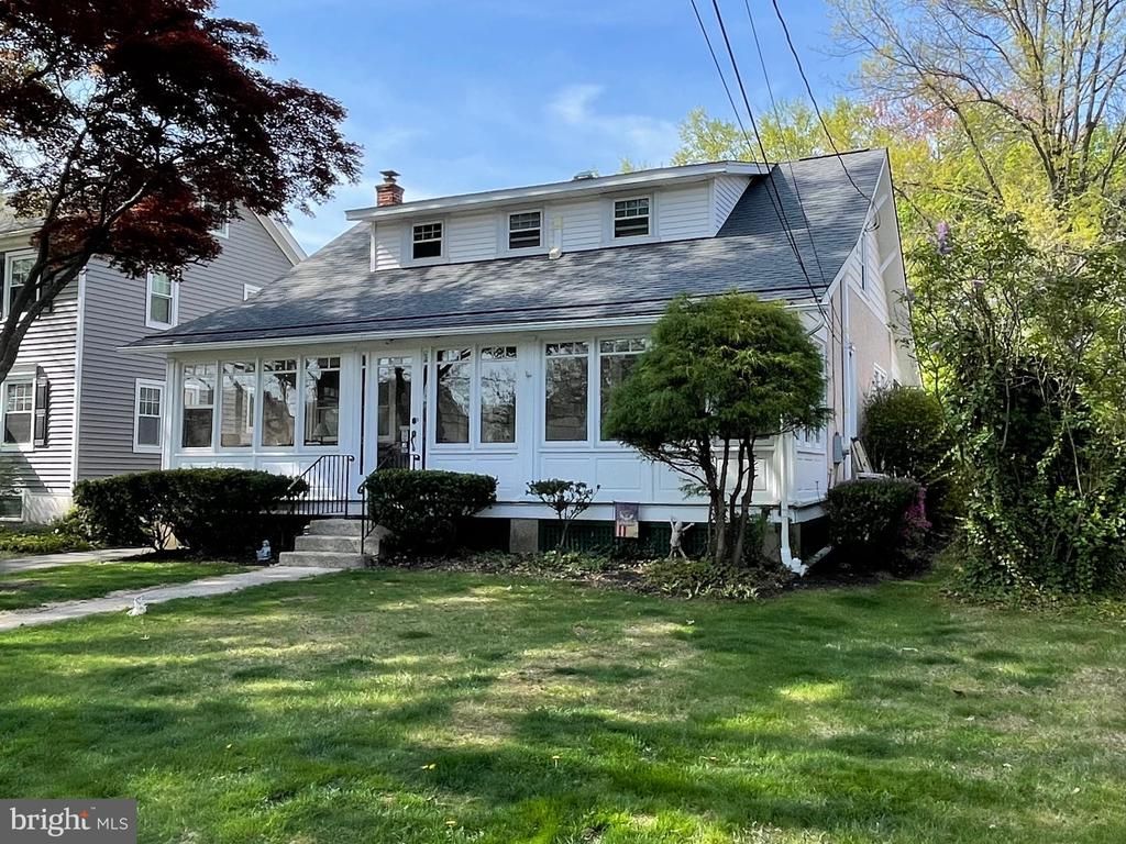 1924 JUNIATA ROAD , JEFFERSONVILLE, PA 19403