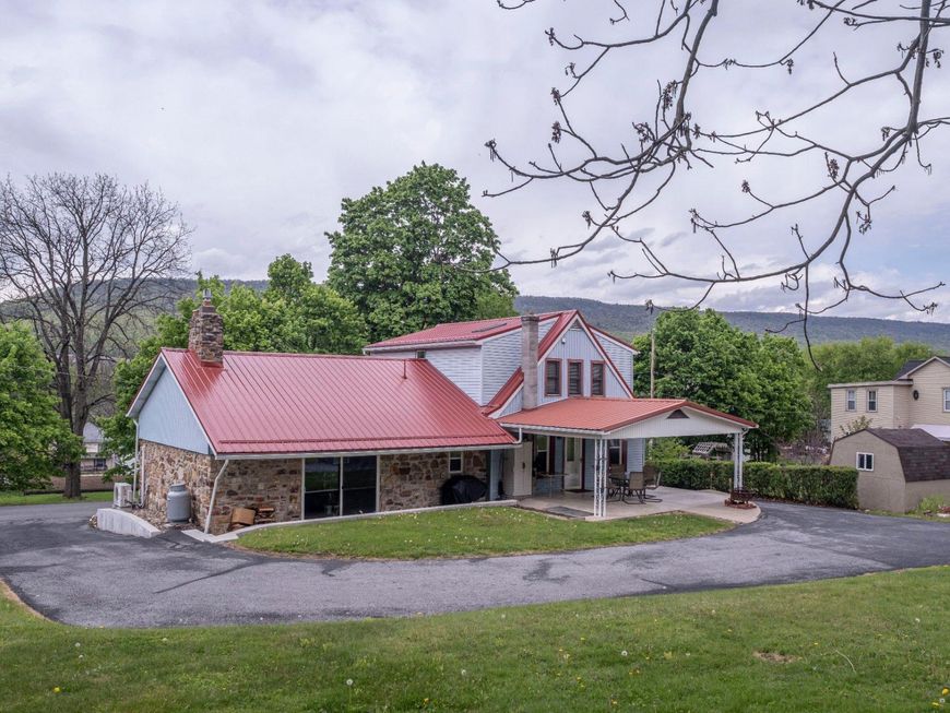 540 Wood Street, Burnham, PA 17009 Main Photo