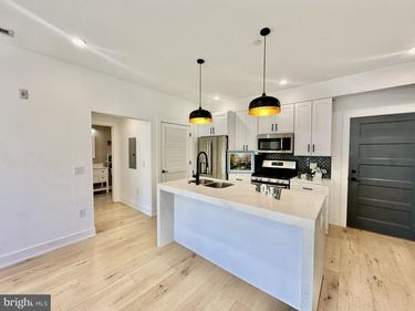 1232 N FRONT STREET, Unit 2D, PHILADELPHIA, PA 19122