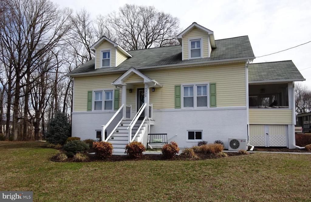 4324 Inn Street , Triangle, VA 22172 Main Photo