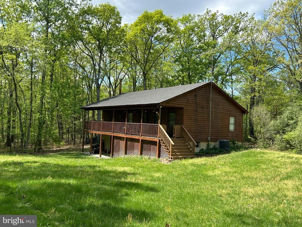 830 Western Lane , Front Royal, VA 22630 Main Photo