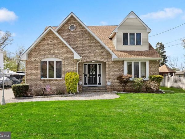 163 BUNTING AVENUE, HAMILTON, NJ 08611