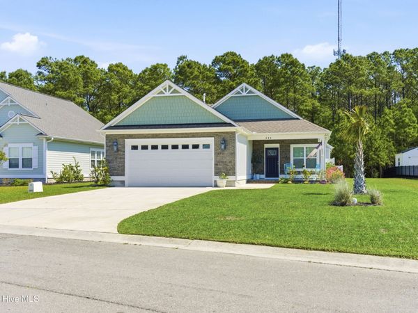 335 Lightning Bug Lane, Holly Ridge, NC 28445