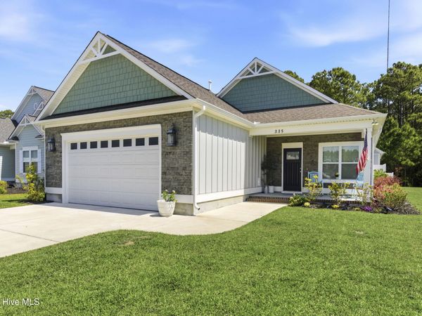 335 Lightning Bug Lane, Holly Ridge, NC 28445