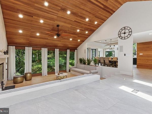 1220 VALLEY ROAD , VILLANOVA, PA 19085