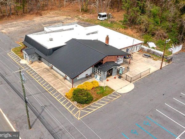 40 E BLACK HORSE PIKE , HAMMONTON, NJ 08037