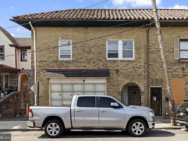 392 AVON ROAD , UPPER DARBY, PA 19082