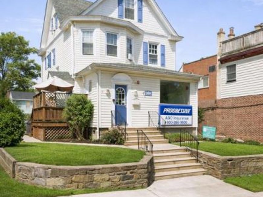 2205 Mount Carmel Avenue, Glenside, PA 19038 Main Photo