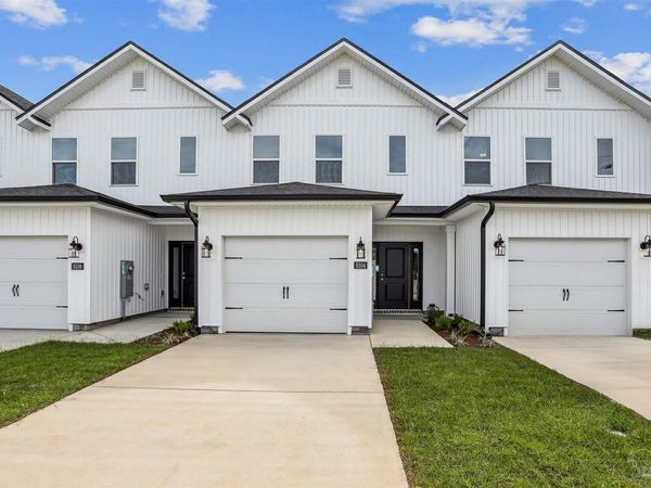 8110 Carl Dean St, Pensacola, FL 32514