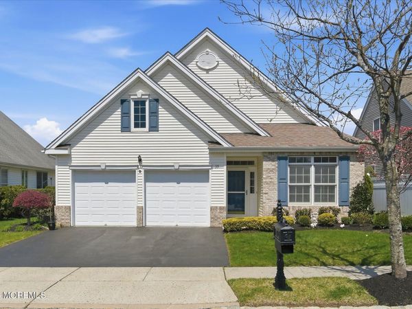 35 Chesapeake Drive, Holmdel, NJ 07733