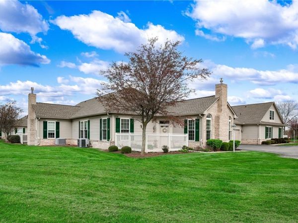 2074 Winchester Ct, Renfrew, PA 16053