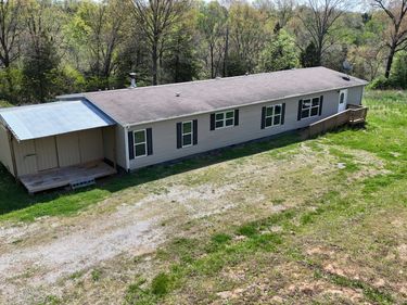235 Hillview Lane, Bloomfield, KY 40008
