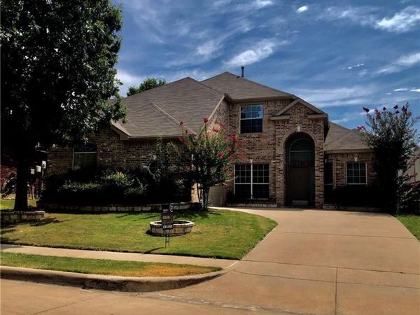 11712 Pheasant Creek Drive, Fort Worth, TX 76244