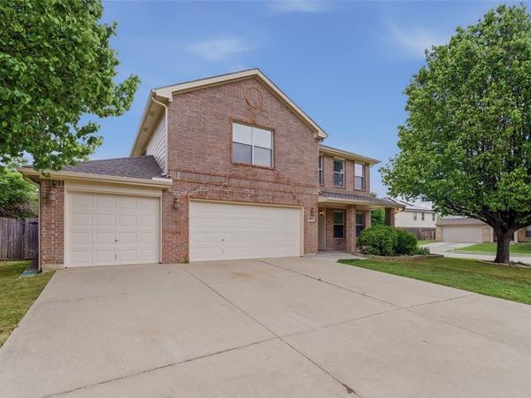 1629 Withers Way, Krum, TX 76249