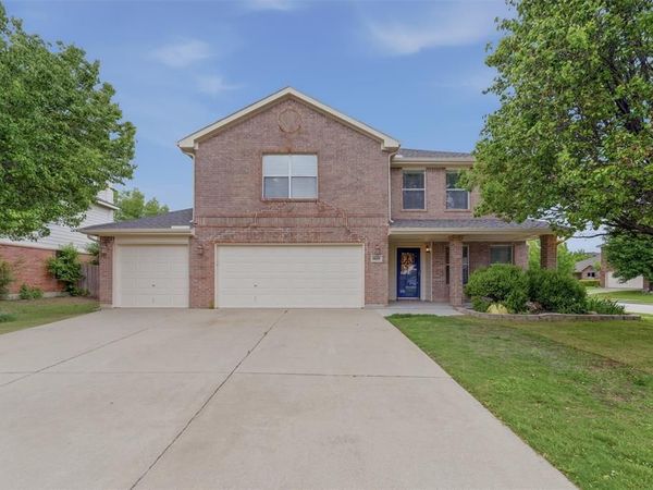 1629 Withers Way , Krum, TX 76249