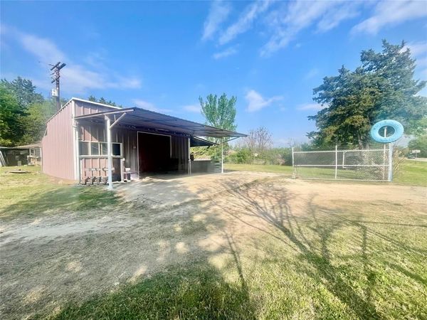 7062 State Highway 64 , Ben Wheeler, TX 75754