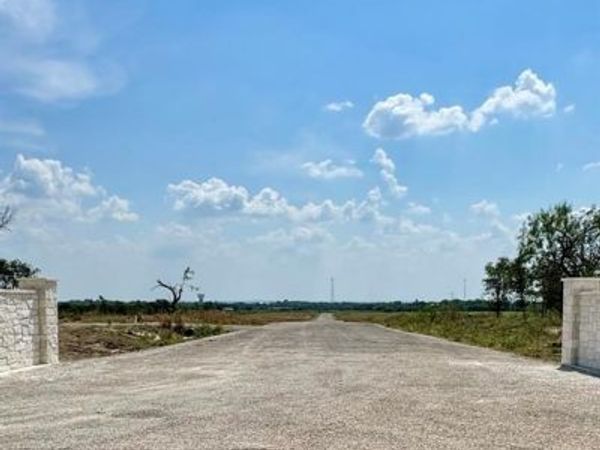 303 Lacek Mill Road , China Spring, TX 76633