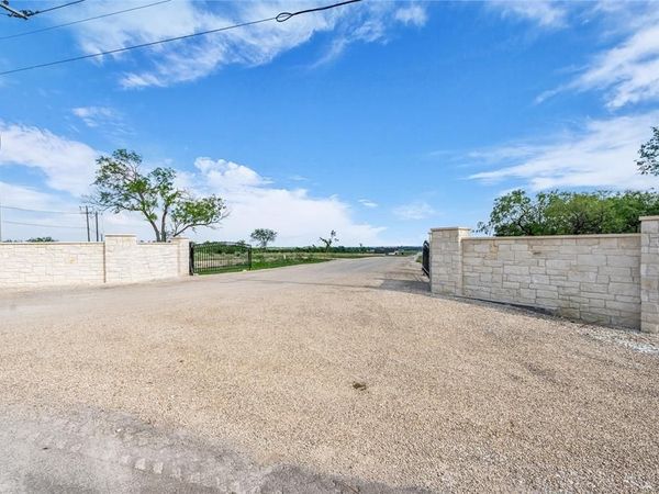 303 Lacek Mill Road , China Spring, TX 76633