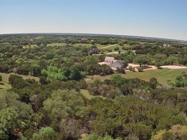 8136 Retreat Boulevard, Cleburne, TX 76033