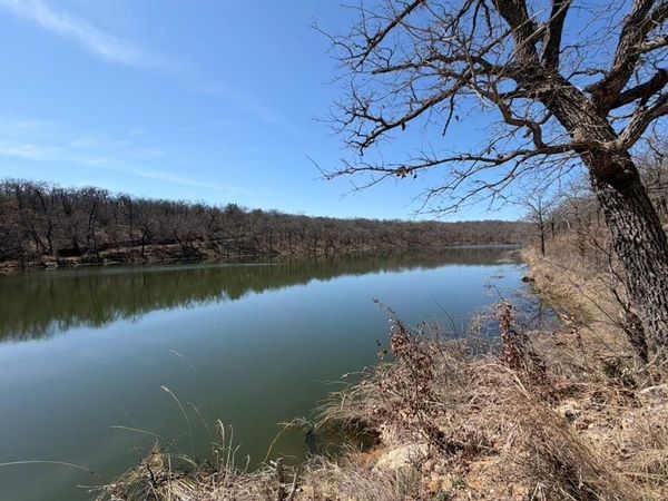 8955 Wolf Hollow , Millsap, TX 76066