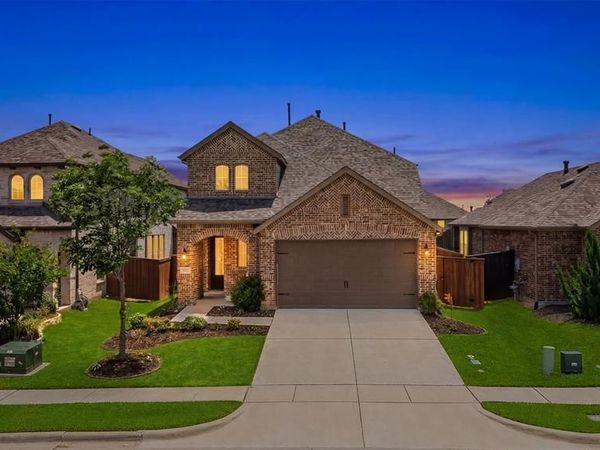 3504 Sweet Grass Drive, Aubrey, TX 76227