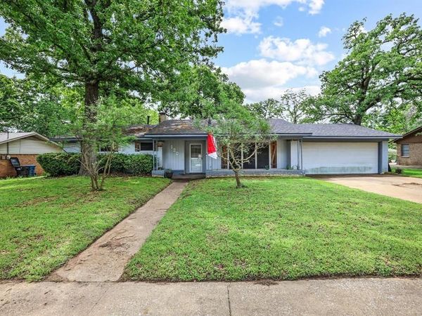 120 Mark Drive , Denison, TX 75021