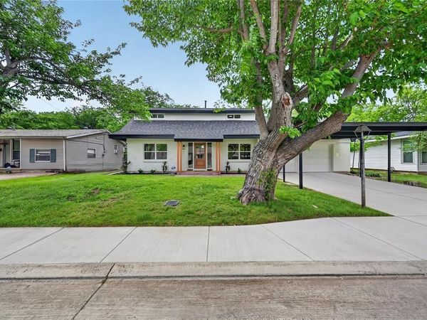 313 Western Avenue , Saginaw, TX 76179