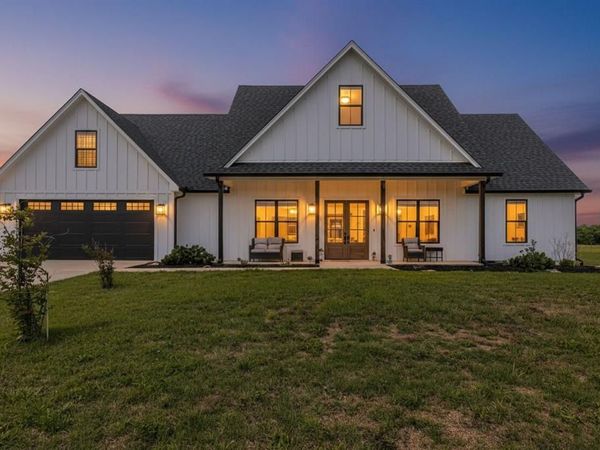 289 E Bell Road , Waco, TX 76705