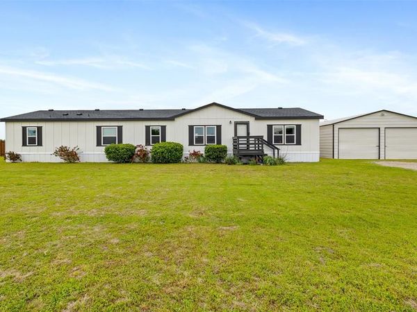 8425 Brahma Drive , Justin, TX 76247