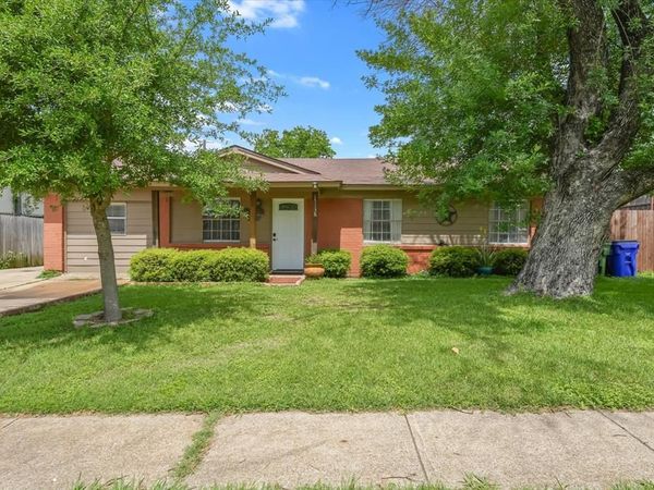 15138 Marsha Drive , Balch Springs, TX 75180