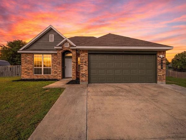 337 Milky Way , Bruceville Eddy, TX 76630