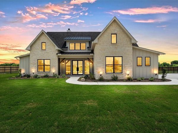 358 Lacek Mill Road, China Spring, TX 76633