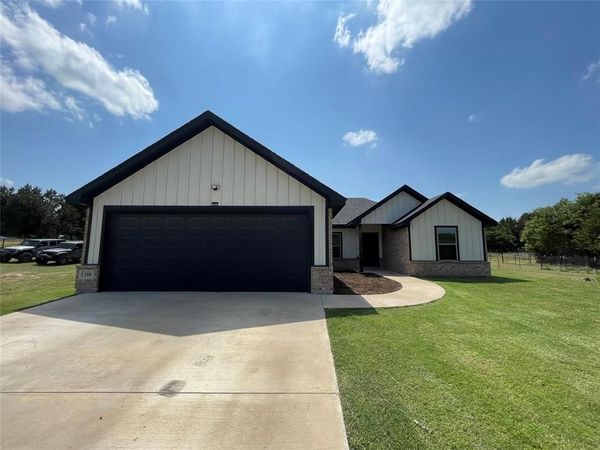 108 Ronnie Lane , Weatherford, TX 76088