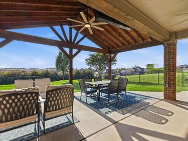 10909 Owl Creek Drive, Fort Worth, TX 76179