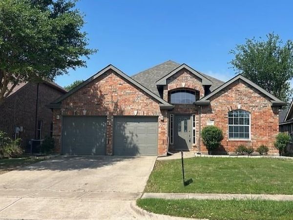 1813 Glen Aerie Lane , Corinth, TX 76210