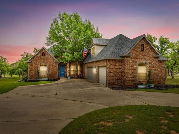 143 Sugartree Circle, Lipan, TX 76462