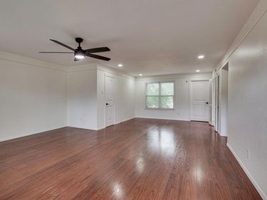 6620 Eastridge Drive, Unit 219, Dallas, TX 75231