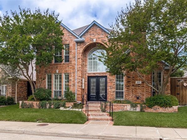 8607 Cherry Hill Drive , Dallas, TX 75243