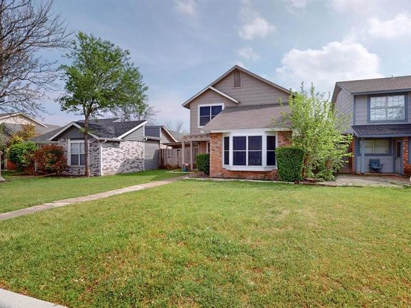 9945 Pack Saddle Trail, Fort Worth, TX 76108